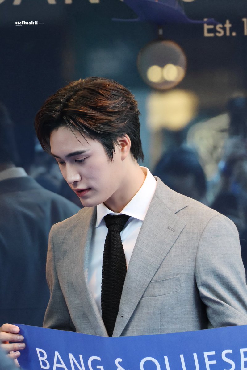 stellnakii's tweet photo. 260625

Soo handsome🥹🩵💙

GEMINI BANG OLUFSEN SG OPENING

#BangOlufsenxGEMINI
#Gemini_NT #เจมีไนน์
@gemini_ti https://t.co/IbIBBPC5Yd