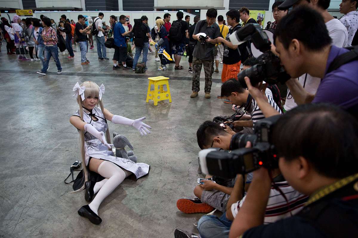 jekyllhyde74's tweet photo. Just spent the best weekend ever at Comic Con! Met my favorite cosplayers, scored limited edition anime merch, and left with a camera roll full of awesome memories. Can’t wait for next year! https://t.co/Q0cVV1Zy54