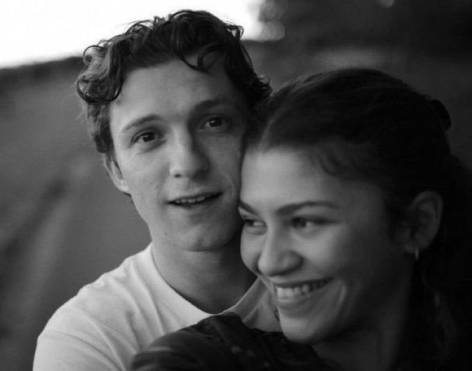 thollandrchives's tweet photo. Tom Holland when asked what genre of movie he and Zendaya could work in together after ‘The Odyssey’ and ‘Spider-Man: Brand New Day’:

“I think we would do an amazing rom-com together. That would be really fun. A musical rom-com.” https://t.co/TD6fDbnZW5
