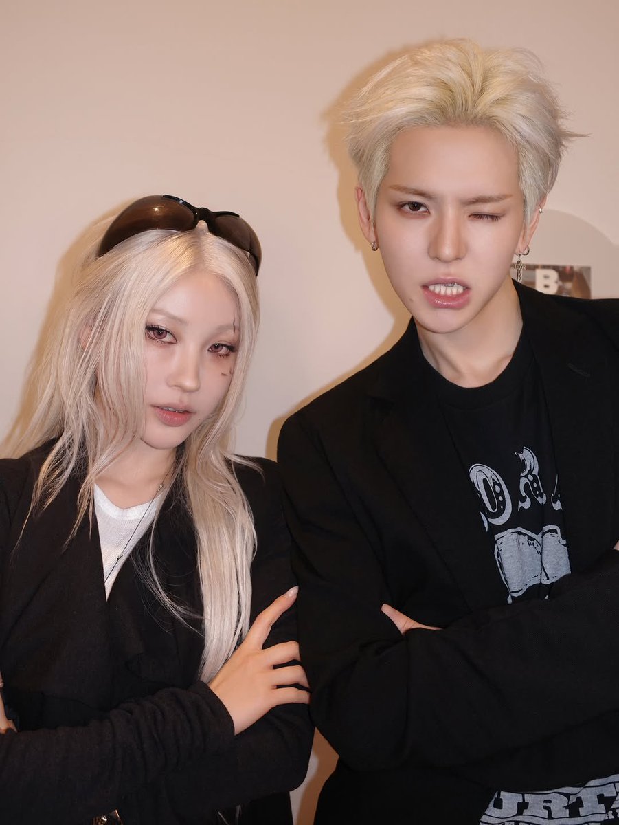 teuteubee's tweet photo. Risabae and Yoshi emits a very strong sibling vibe 😍
#RISABAE X #TREASURE
#YOSHI #요시 #ヨシ https://t.co/8G2Kn4IPns