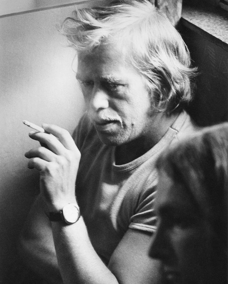 HermannHessed's tweet photo. “The tragedy of modern man is not that he knows less and less about the meaning of his own life, but that it bothers him less and less.”

— Václav Havel https://t.co/ibf8lxOb35