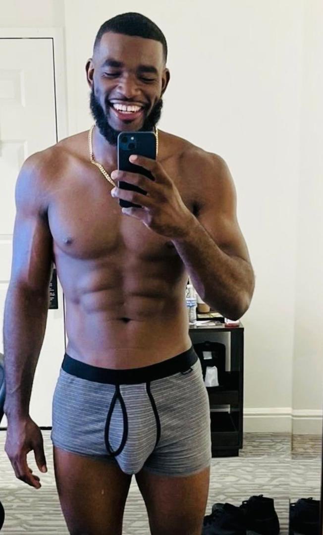 PrinceMarsnn6's tweet photo. Just want a serious and sensible guy https://t.co/smkZ2SctZn