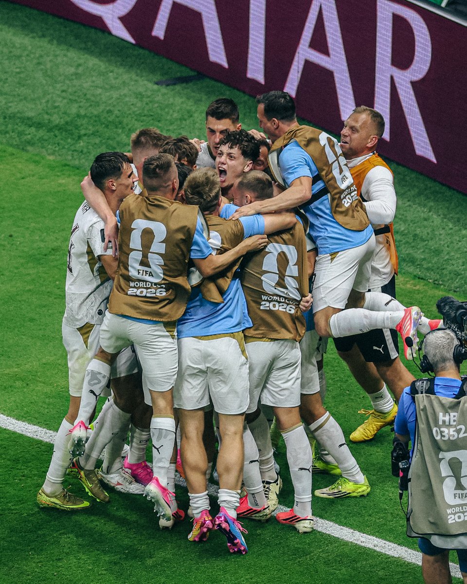 Wolves tweet picture
