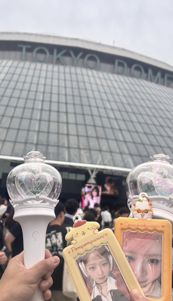 tzu_ttt's tweet photo. 昨日IVE WORLD TOUR ‘SHOW WHAT I AM’ IN JAPANに参戦してきました。
ふりふりワンピのレイちゃまがとんでもなくかわいかったし非常に良い現場でした❣️

#SHOW_WHAT_I_AM
@IVEstarship @IVEstarship_JP https://t.co/vnDWocjoqs