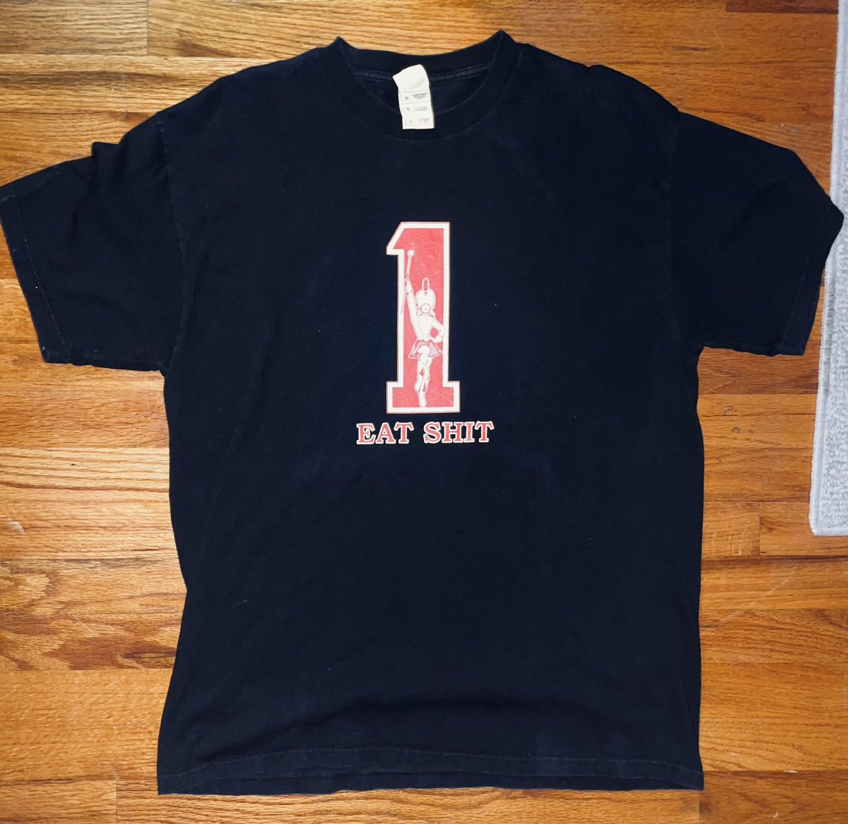 MsiDaily's tweet photo. EAT SHIT tee https://t.co/FeJWOp1XVI