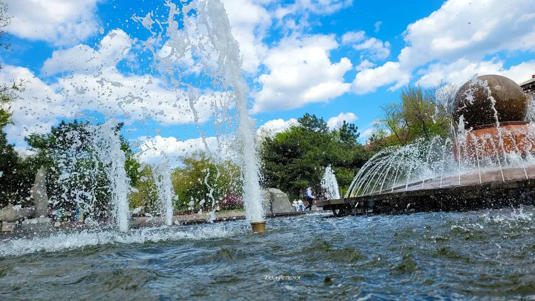 IndustrialkaZP's tweet photo. 🇺🇦⛲️Фонтан життя 😍
Фото Яни Петрової
#Запоріжжя #Zaporizhzhia #zprzcity https://t.co/EKQGdXnlGG