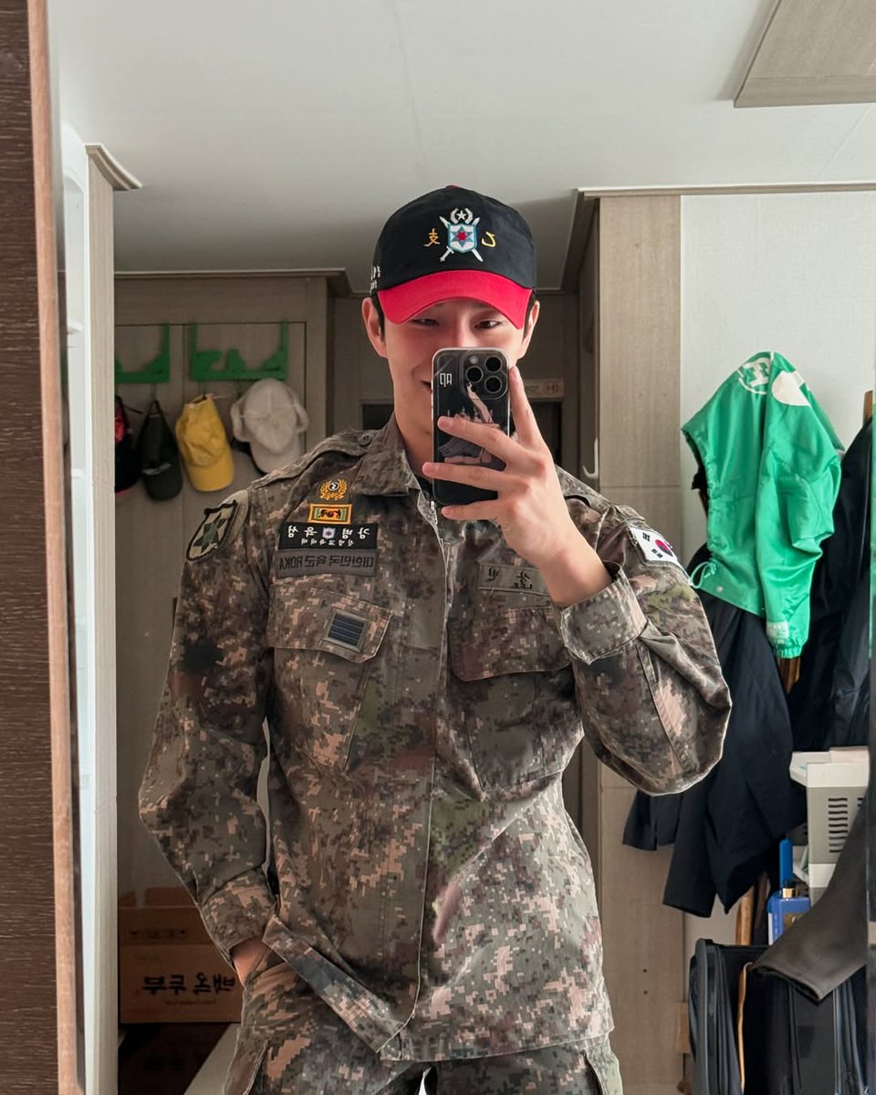 jiyounga3134's tweet photo. #게이 #군대 #게친소 #ㄱㅇ
연애 생각 있는 분? https://t.co/0YEEYrqkeH