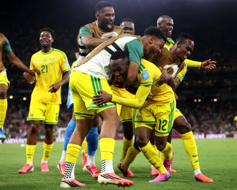 TransferAlertNG's tweet photo. 😱 BAFANA BAFANA SHOCK Korea Republic 1-0
South Africa pull off one of the biggest upsets at the 2026 World Cup 🇿🇦🌍
Africa is ALIVE at this tournament 🔥
Your reaction? 👇
#WorldCup2026 #SouthAfrica #TransferAlertNG https://t.co/dvWVT2l2WK