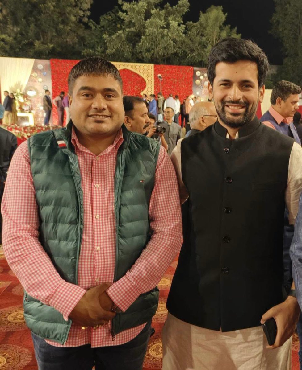 Shashankrawat29's tweet photo. युवा मोर्चा प्रदेश अध्यक्ष श्री @vipulmandolibjp जी व प्रिय मित्र व साथी, ज़िला पंचायत सदस्य श्री नीरज पंत जी को जन्मदिवस की आत्मीय हार्दिक शुभकामनाएं.
महादेव की कृपा व आशीर्वाद आप पर सदैव बना रहे.
पुनः हार्दिक शुभकामनाएं https://t.co/tVvGMZKXGG