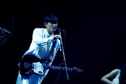 jwave813fm's tweet photo. ／
📢Fujii Kaze、サカナクション、羊文学の
ライブ音源をオンエア！
＼

『SAISON CARD TOKIO HOT 100』
6/28（SUN）13:00～16:54

「MUSIC AWARDS JAPAN 2026」で発表会MCを務めた ＃クリス・ペプラー が現地の熱気を振り返る🔥

📻radikoリンクはこちら
【Part1】https://t.co/aMeSMSDiAV

画像クレジット：©CEIPA /MUSIC AWARDS JAPAN2026

#藤井風 #FujiiKaze #サカナクション #羊文学 
#MAJ #トキホ #jwave