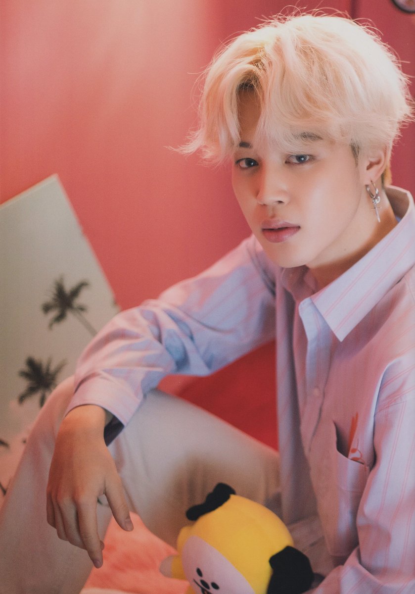 btsfancafe__twt's tweet photo. [scan] DICON Vol. 10 - j-hope Photobook Ver.3

#JHOPE #JIMIN #BTS #방탄소년단 #DCON https://t.co/cgYCgd4k7D