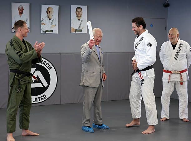 rogergracie's tweet photo. H.H King Charles. Special visit today at the Roger Gracie Academy in London. Jiu-jitsu reaching new heights. A great day for the academy. Thank you @sam__sheriff and @reorgcharity for making this happen https://t.co/Os14auAjrs