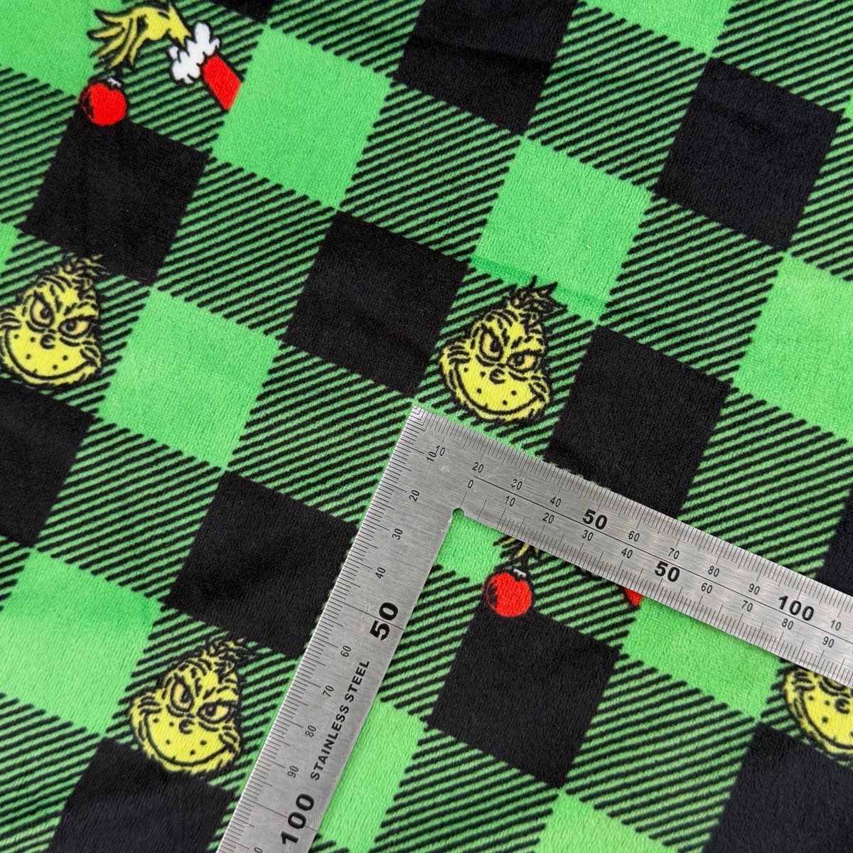 hybolate's tweet photo. Baby Velvet 182CM 160GSM,printed,only one pattern,18000kg stock,which can be used for garments! Best price !
Whatsapp +8618957355193 https://t.co/FHbN5zyDqM