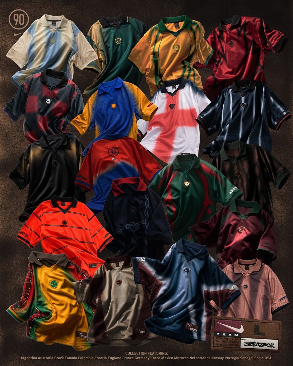 metatrixtee's tweet photo. Football meets streetwear! ⚽️🔥 Travis Scott's Cactus Jack &amp; Nike resurrect the iconic Total 90 jersey line. From Blokecore vibes to country-themed grail pieces, see why this drop is a must-have!
👇 Read more:
https://t.co/qBRVyWyCZP
#TravisScott #NikeT90 #Blokecore https://t.co/Fsrn92XEmG