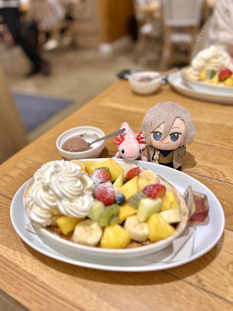 shiro_fleur's tweet photo. 🦊くんともなかよし😌 https://t.co/qQMpSq3vjr