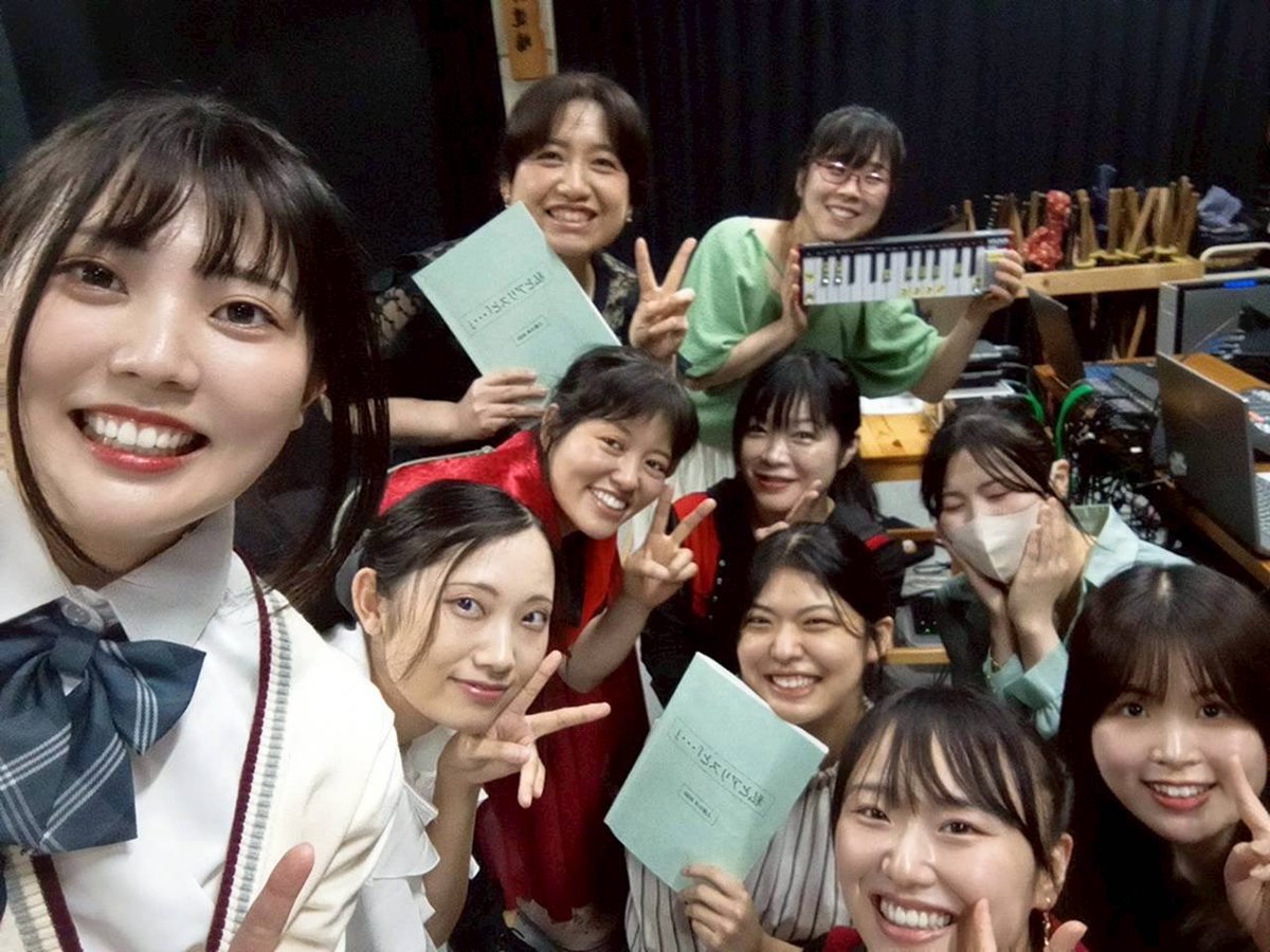saki3101208's tweet photo. #私とアリス2026 
稽古ガンガン進んでます🐰
昨日は【ルイス班】の稽古でした〜！
繰り返し稽古する時期に入ってきましたよー✨
話合い→稽古→話合い→稽古
この時期が楽しい〜😆

写真はべにちゃん〔@Benimado_1_23 〕が撮ってくれました(笑)ブレブレでめっちゃおもしろかったwwwww
ALTー✴︎ https://t.co/HZWiAkvFCQ