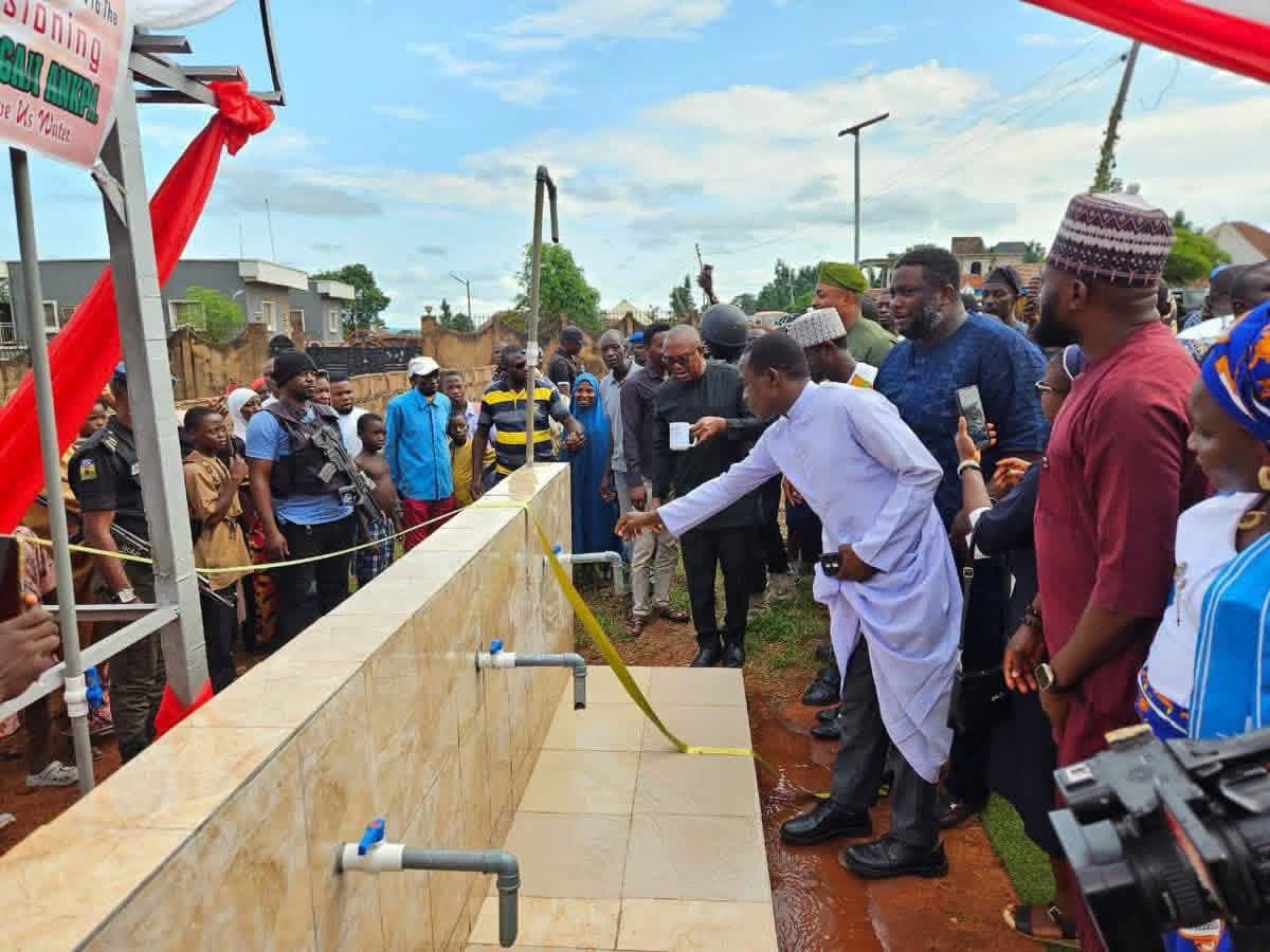 KKSY_Reporters's tweet photo. NDC Presidential Candidate, Mr. Peter Obi, has continued to demonstrate the party’s commitment to service by empowering the Onaogaji community in Kogi State with a fully functional borehole, ensuring residents have access to clean and safe drinking water.

In addition, he donated ₦10 million to the Nursing College to support healthcare education and contribute to strengthening the health sector.

NDC – Service to the People.
NDC-SERVICE 🇳🇬✅