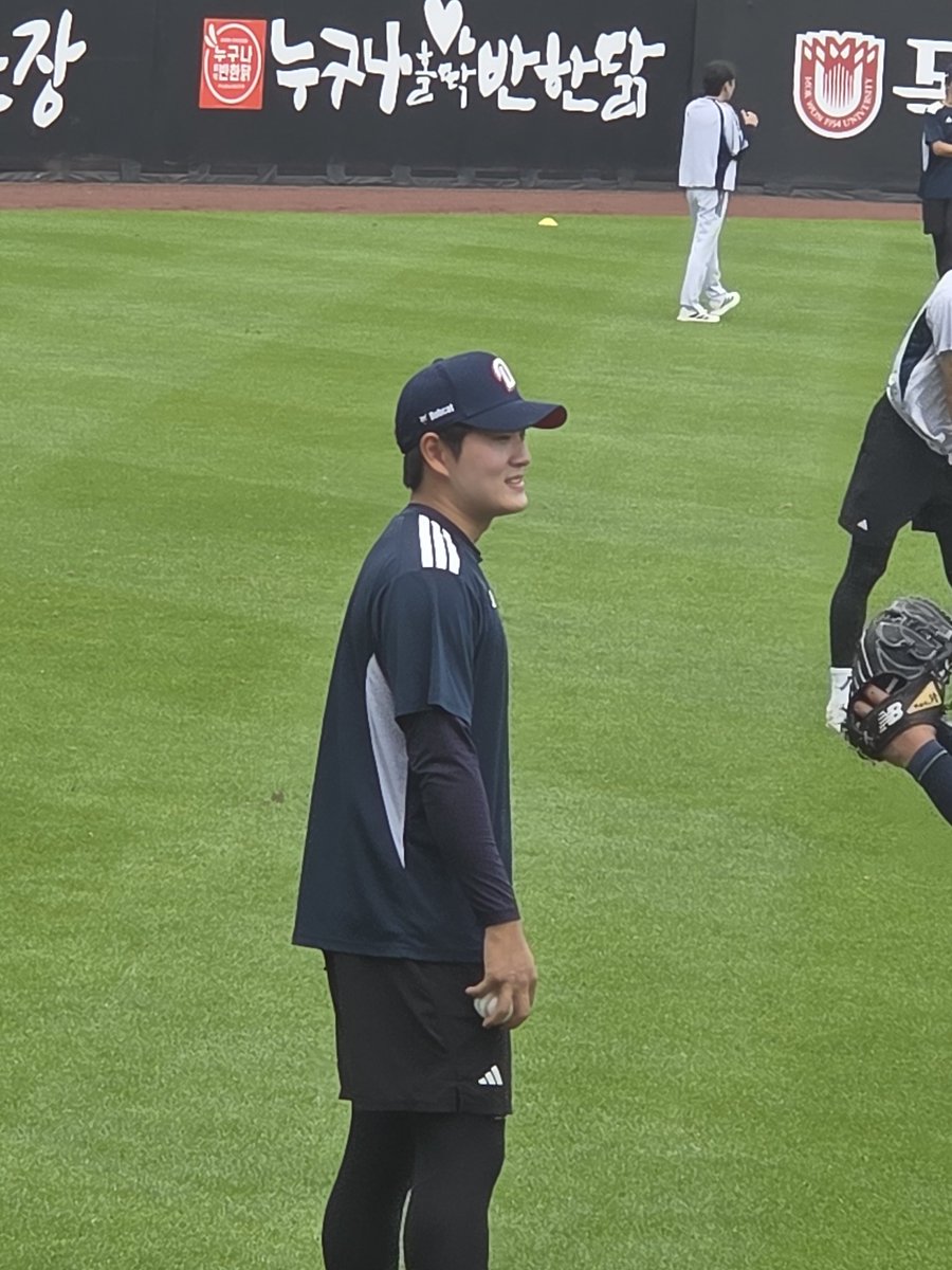 beagom_e's tweet photo. 행복하렴 택깅아... https://t.co/WxstPAKJ3B