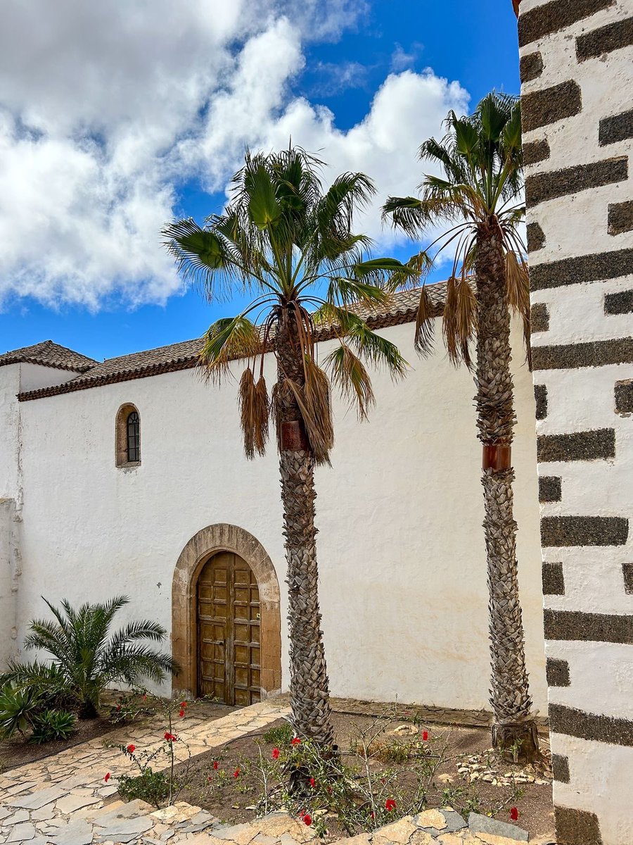 vistaaura222's tweet photo. Canary Islands, Spain https://t.co/LH7w1OwxZm