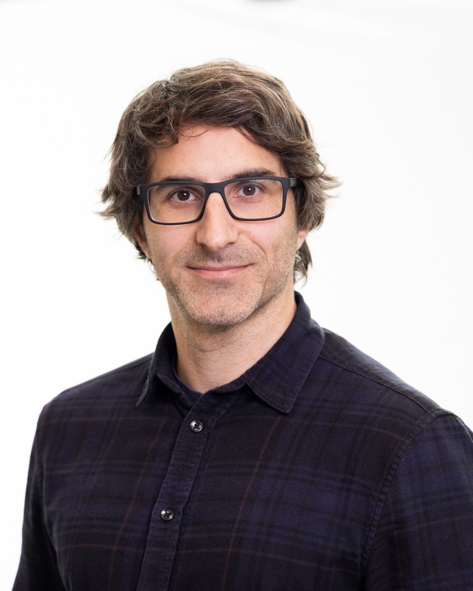 HMar_research's tweet photo. 🧬Com fer +visibles les cèl·lules tumorals?
🏅El Dr @TCeliaTerrassa, @hmar_research #HMRIB, rep 2,5M€ de @ERC_Research per liderar el projecte #PLASTWIRE: 5anys per explorar teràpies mRNA que reprogramin la plasticitat tumoral en càncer de mama
📰Llegeix: https://t.co/HRS8GSjq6m https://t.co/vLLmyp2f2Y