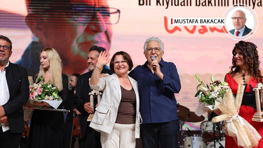 postacomtr's tweet photo. "Dostluğun ezgileri Didim’den yükseldi"

🖋  @mbakacak yazdı

https://t.co/1W8rJstR4w https://t.co/qzXP8IDN4m