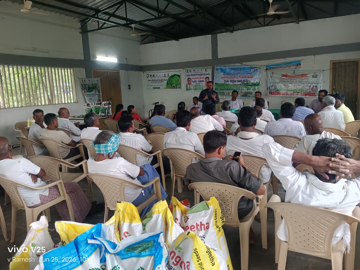 ddskvk's tweet photo. DDS-KVK, Medak-I, Zaheerabad
Event: Khet Bachao abhiyan–Farmer Awareness Campgn, Dt: 25.06.2026
Venue: Lingala Vil, Narayankhed Mdl
 Activity; A farmer awareness program was conducted under the Khet Bachao Campgn, focusing on sustainable nutrient mngmnt and climate-resilient agri https://t.co/F4wYvnPo2u