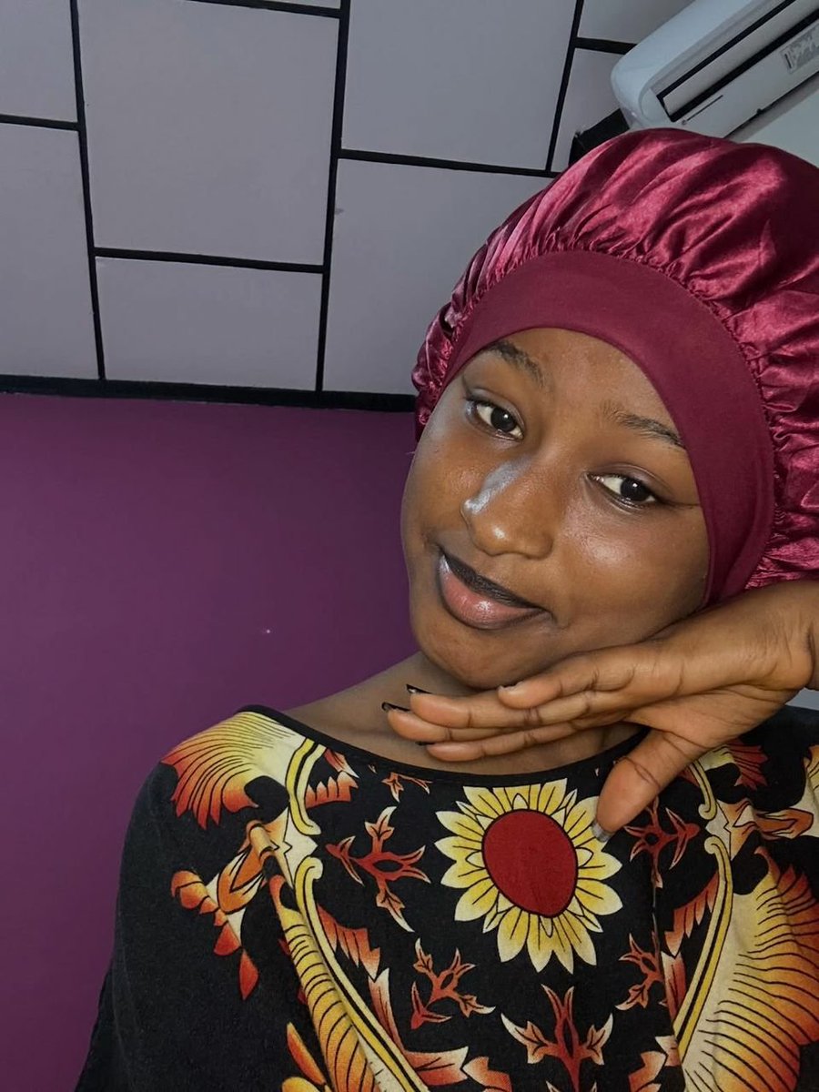 Anuoluwapo 🌸 tweet media