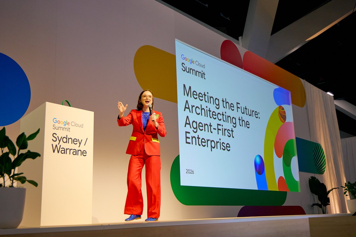 GoogleCloud_ANZ's tweet photo. From 6 breakout tracks to an action-packed show floor, the #GoogleCloudSummit Sydney / Warrane energy is unmatched! ✨ 

Leaders mapping AI roadmaps, attendees getting hands-on with Veo 3 &amp; exploring autonomous workflows. What was your favourite moment from the summit? 👇 https://t.co/PXHBwzh4t2