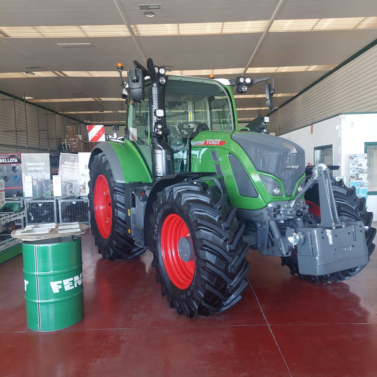 grupolibrado's tweet photo. ¿Necesitas pasar por el taller? ¡Tenemos buenas noticias! 🛠️🌾
Librado Maquinaria-Agco Parts y Agco Finance han desarrollado un programa conjunto para financiar el importe de tus reparaciones de taller, así como otros productos y servicios. https://t.co/zXtTQXybGa