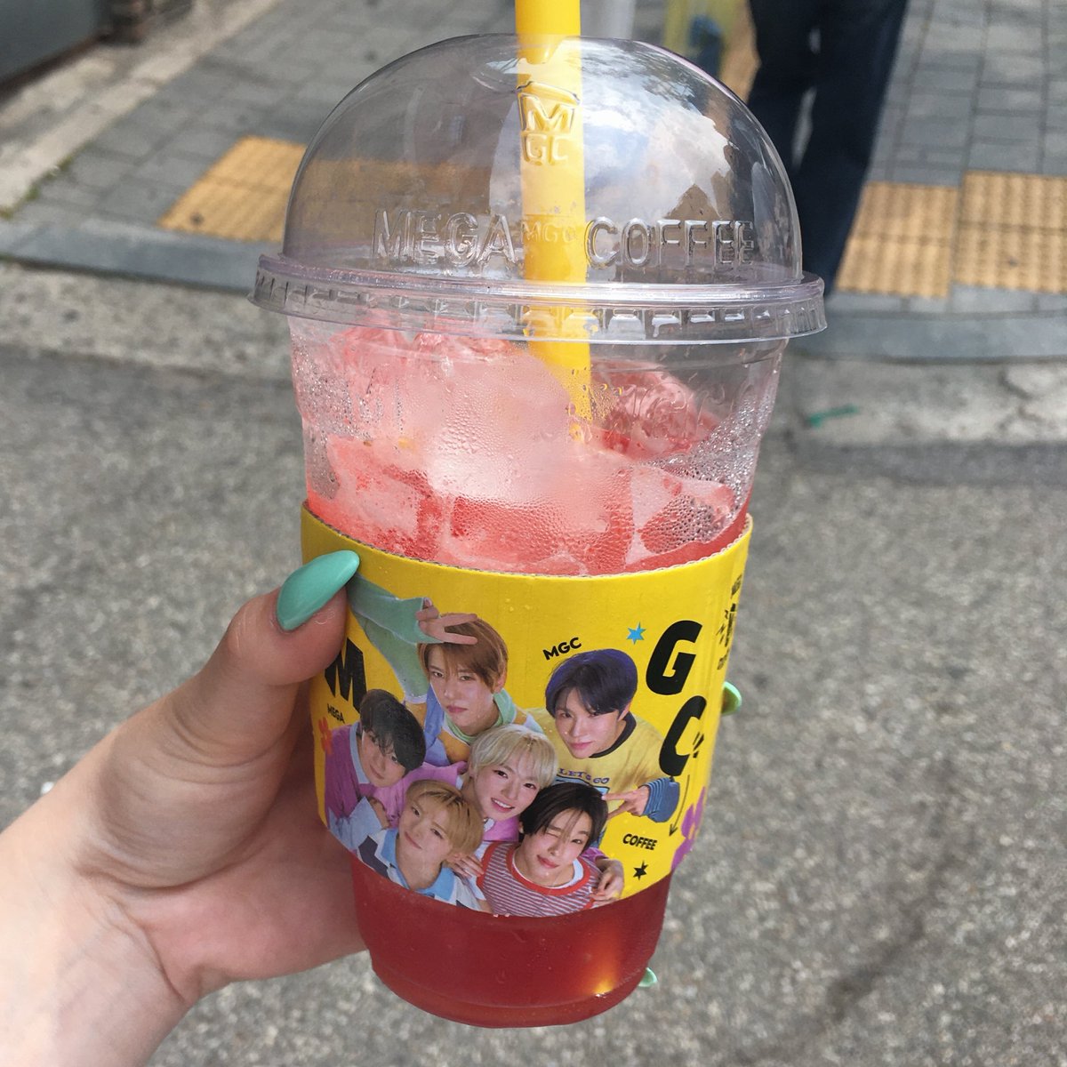__40nn's tweet photo. 巡り会えた〜(ﾉ≧ڡ≦)♩ https://t.co/0aHGP6gs1D