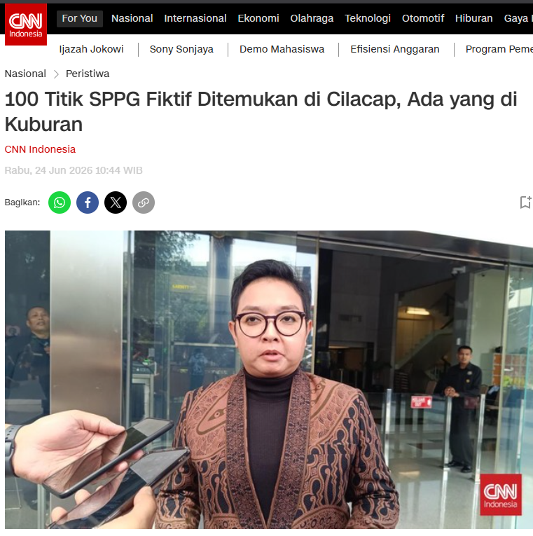 karirfess's tweet photo. Hari2 jadi WNI ~

Ini gila sih...😤

Bayangin, program Makan Bergizi Gratis (MBG) yang katanya buat anak sekolah, eh di Cilacap malah ditemuin 100 titik SPPG fiktif!

Dapur makan yang katanya ada, tapi pas dicek?  
Gak ada bangunannya. 

Ada yang di tengah hutan, sawah, bahkan kuburan. 

Gak masukk akal...