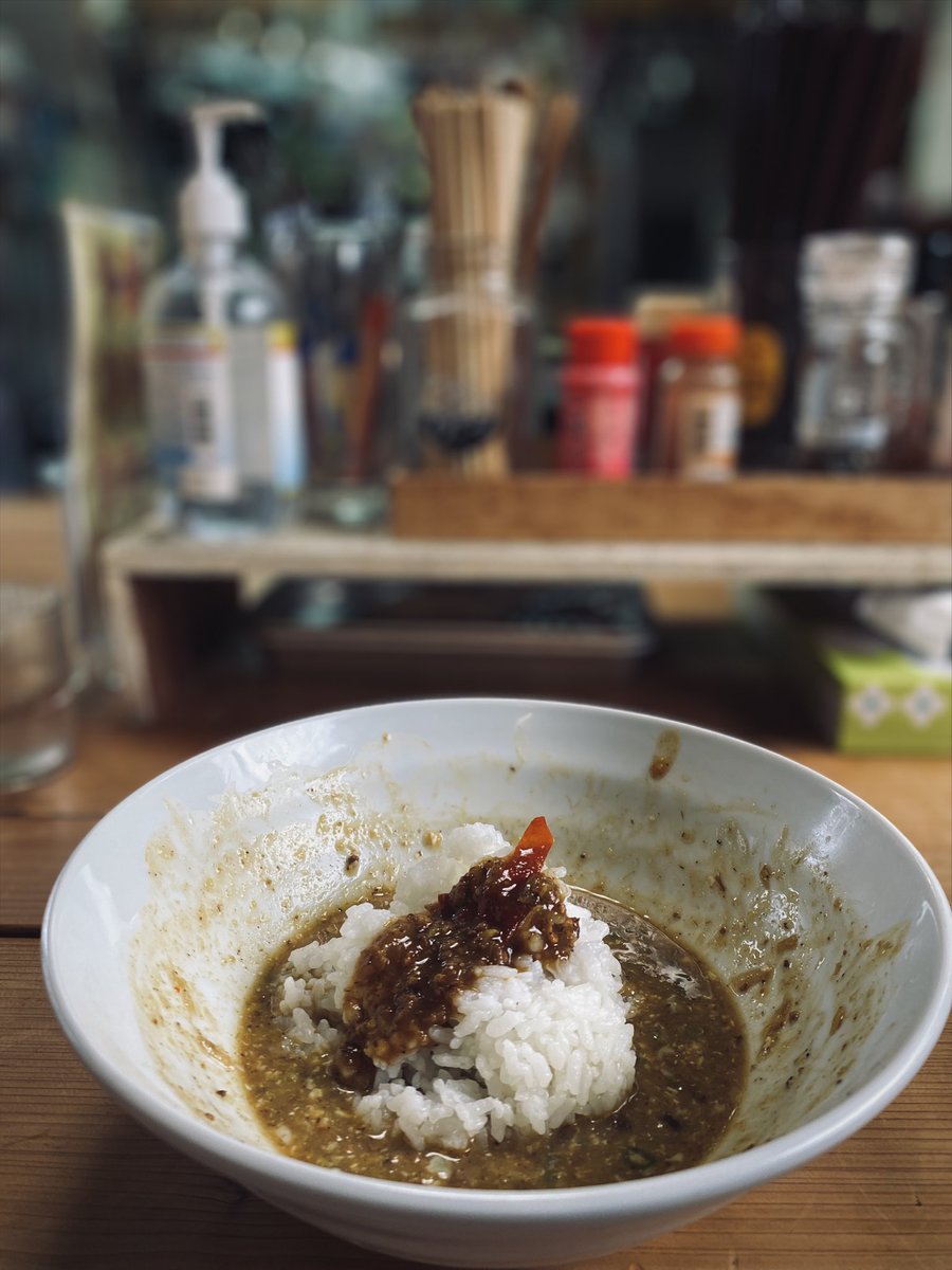 JeroStrawberry's tweet photo. 冷やかけ🍑桃うどん(並)
キーマ釜玉
キーマ残り＋ごはん少し

うどんがモチモチ新鮮生々の
おつゆ、ゴクゴク飲めるわ
キーマ、洋食屋さんもやって

遠いから2杯食べます😆
#ぶれーどう
 https://t.co/KZsEDEjWQq

#島根の出雲から大和桜井の出雲へ
#桃うどん 
#入りにくいうどん屋 https://t.co/KVp6oJzMxT