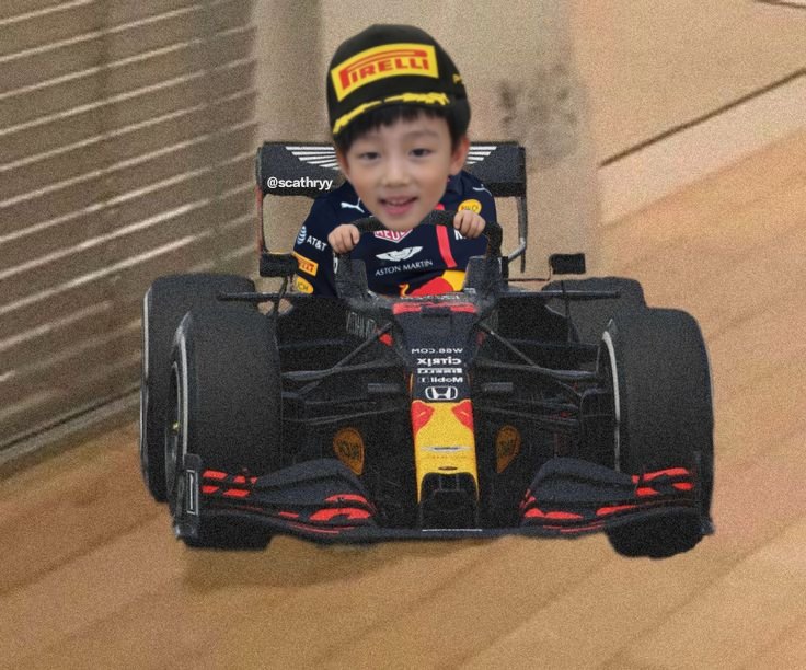 scathryy's tweet photo. Baby Seonghyeon on his way to the podium 🏎️💨💨 https://t.co/rA6mMPdUUn