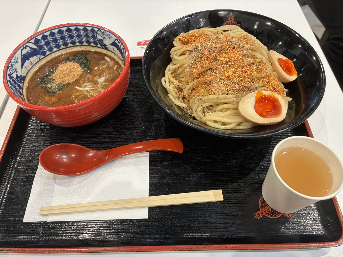 Fulhelm_kir's tweet photo. 三田製麺所で大盛り誕生日🥳 https://t.co/ZQVLNXw3GH