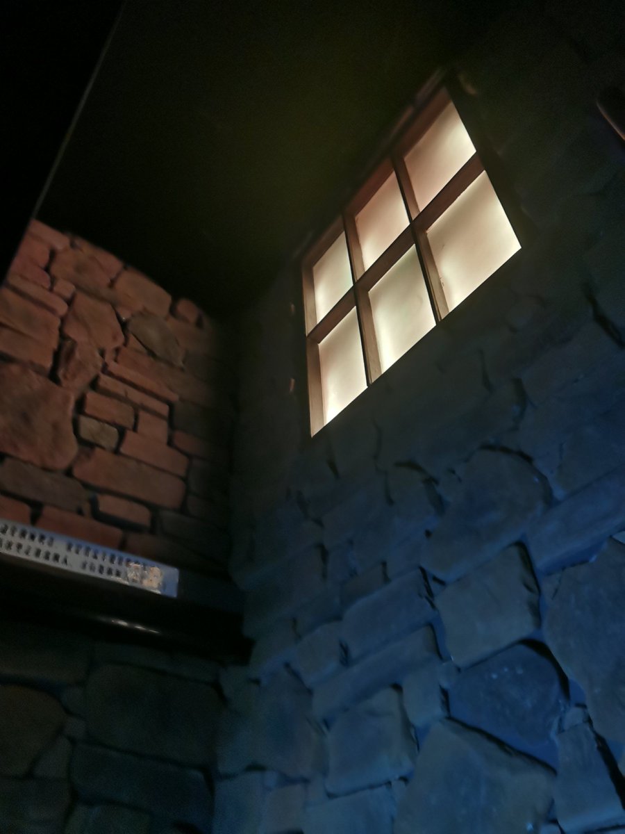 NgugiNjoora's tweet photo. Got trapped in a tiny room with 3 cryptic clues and a ticking clock! Can I escape in 10 mins #EscapeRoomFun #AdventureMode， https://t.co/zBhEjquN0q