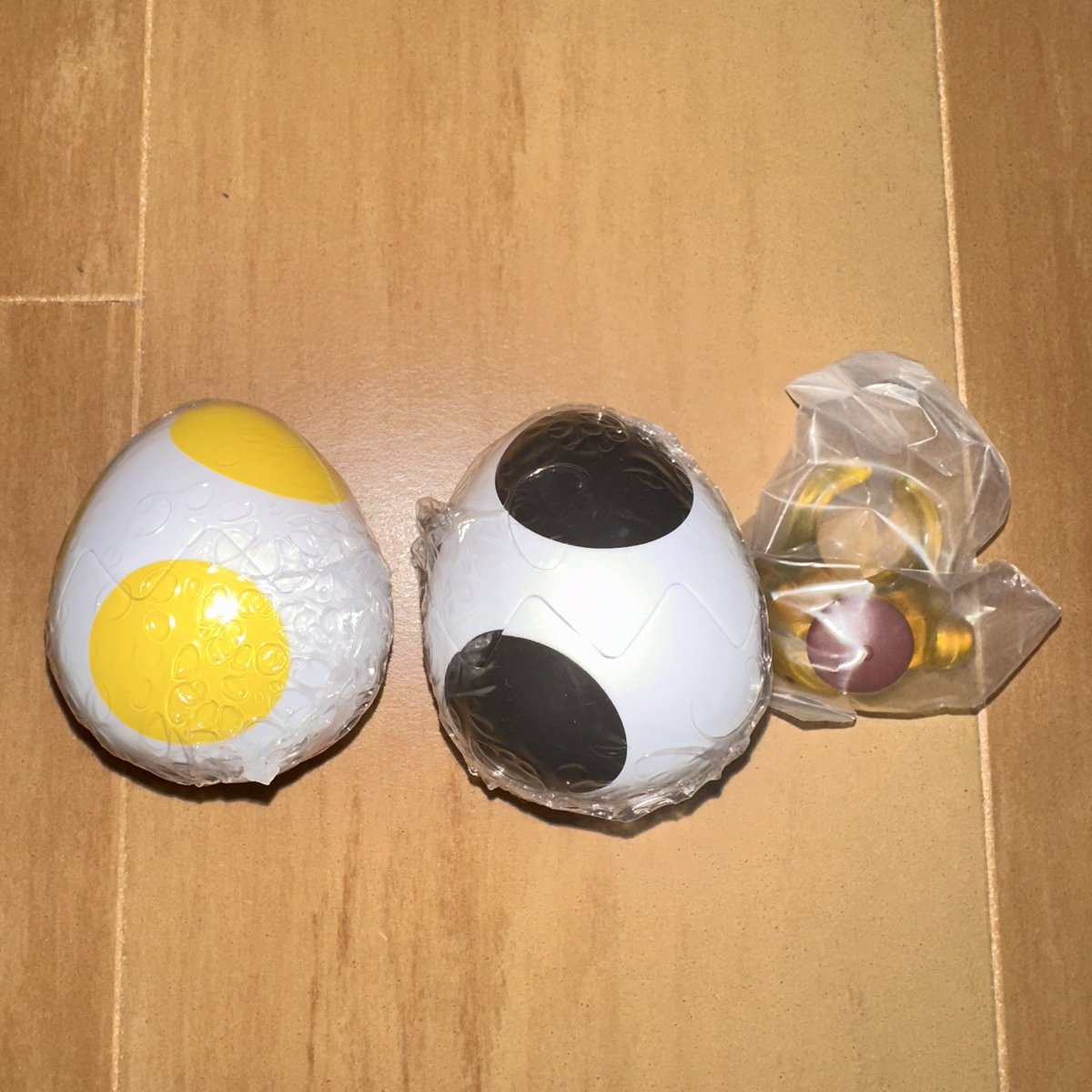 Nissy7770930's tweet photo. スーパーマリオ
めじるしアクセサリーヨッシー　ガチャ
サンリオファッションリング　ガチャ
交換

譲：黄色、黒　ポムポムプリン(クリア)

求:緑、ピンク、白

検索よりお気軽にお声がけ下さい🙇‍♂️
郵送にて交換希望です。 https://t.co/ETG82m6AWd