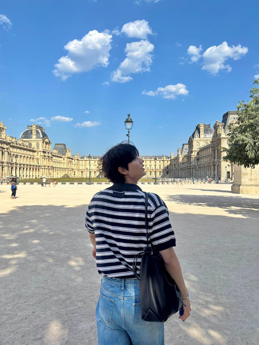onelove_0209's tweet photo. [속보] 김재원 파리 완벽 적응 ✨

#김재원 #SYSTEMSS27 
#SYSTEMSS27XKIMJAEWON 
#SYSTEM1990 #SYSTEM  
#PFW #KIMJAEWON https://t.co/lpxCuKsSfz