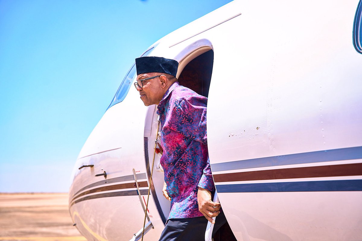 tonyajah's tweet photo. Behold the next president of Nigeria. Peter Obi is coming, and Nigeria will be OK ✌️ https://t.co/zLD1qHGU8Z
