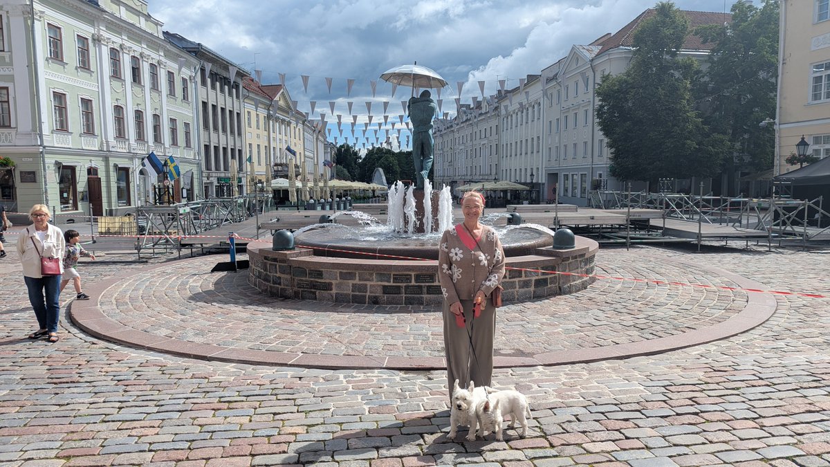 westiesontour's tweet photo. Tartu, Estonia.
#westies #westhighlandterrier  #westiesofinstagram #campervan #vanlife https://t.co/gFIWu6Z3QP