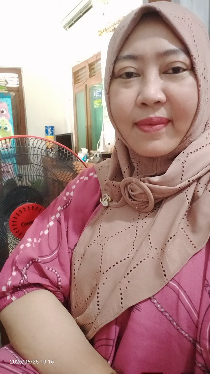 anggrek tweet media