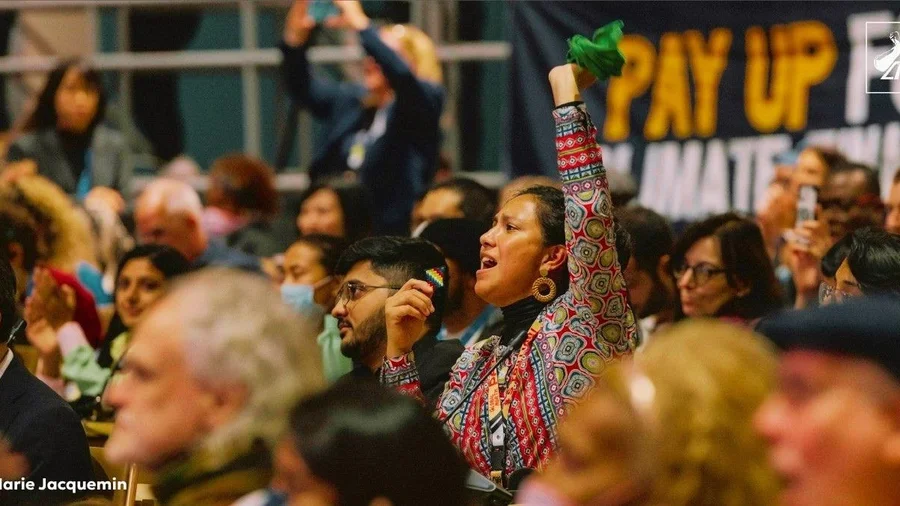 ciel_tweets's tweet photo. 📢 New report: Protecting Civic Space: How Climate Advocacy is at Risk During #UNFCCC Conferences.
Drawing on 4 years of Safety Hub documentation, it reveals how climate advocates face surveillance, harassment, and exclusion at UN climate talks.
READ: https://t.co/QpFZ4k7FTc https://t.co/NTfW12RSpX