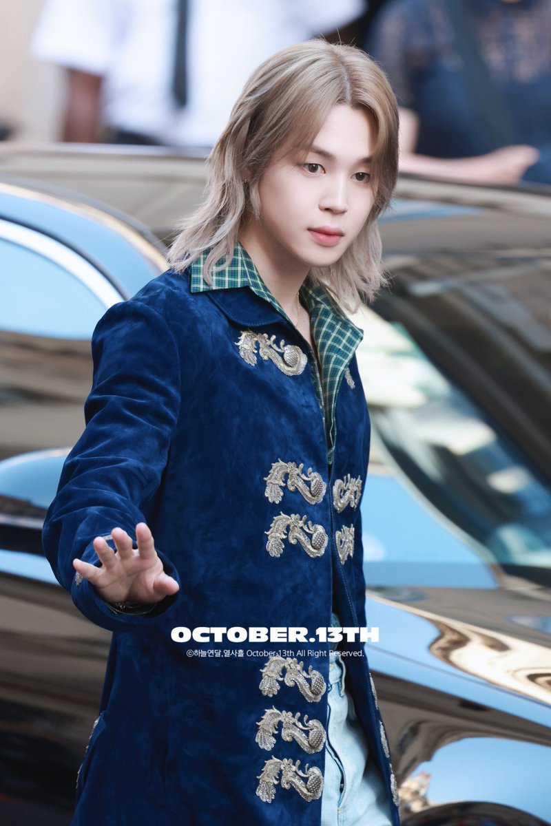 skypjm1013's tweet photo. 240624 PARIS | Dior Men Summer 2027 Show 🇫🇷  
#지민 #JIMIN #Dior #PFW #JIMINxDior
#JIMINxDiorSS27 #DiorSummer27 
@Dior @BTS_twt https://t.co/EWmbTl1xpb