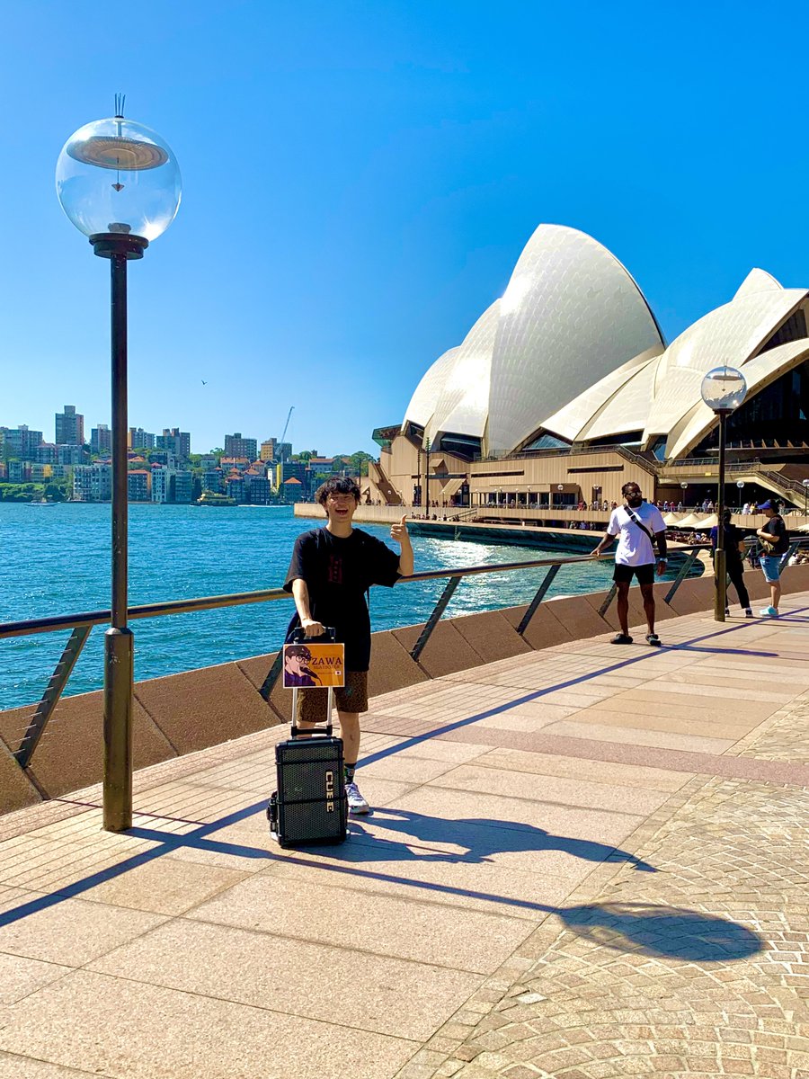 Zawaaa__'s tweet photo. 【🇦🇺バスキングの旅、完✌️】

46日間、オーストラリアで
Beatboxだけを武器に路上ライブ生活。

総チップ額は約54万円。
宿代・食費・交通費・SIM代など
飛行機代以外は全てバスキングで賄えました。

肩書きや実績がなくても、
やりたい気持ちと行動力があれば
生きていける。

See you Australia 🇦🇺 https://t.co/wCNJK9QQZT