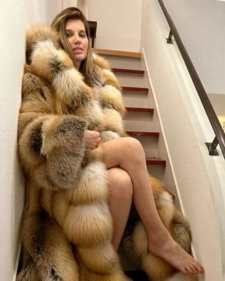 Fetishcoquin's tweet photo. #furfriends #loveoffur #furcoat #furfetish #thickfur #perfectfur #furglamour #beautifulfur #furprincess #fourrure #realfur #pelz #loveoffur #luxurywoman #fetishcontent #womeninfur #sensual #furqueen #furcoat https://t.co/m0Na279cpQ