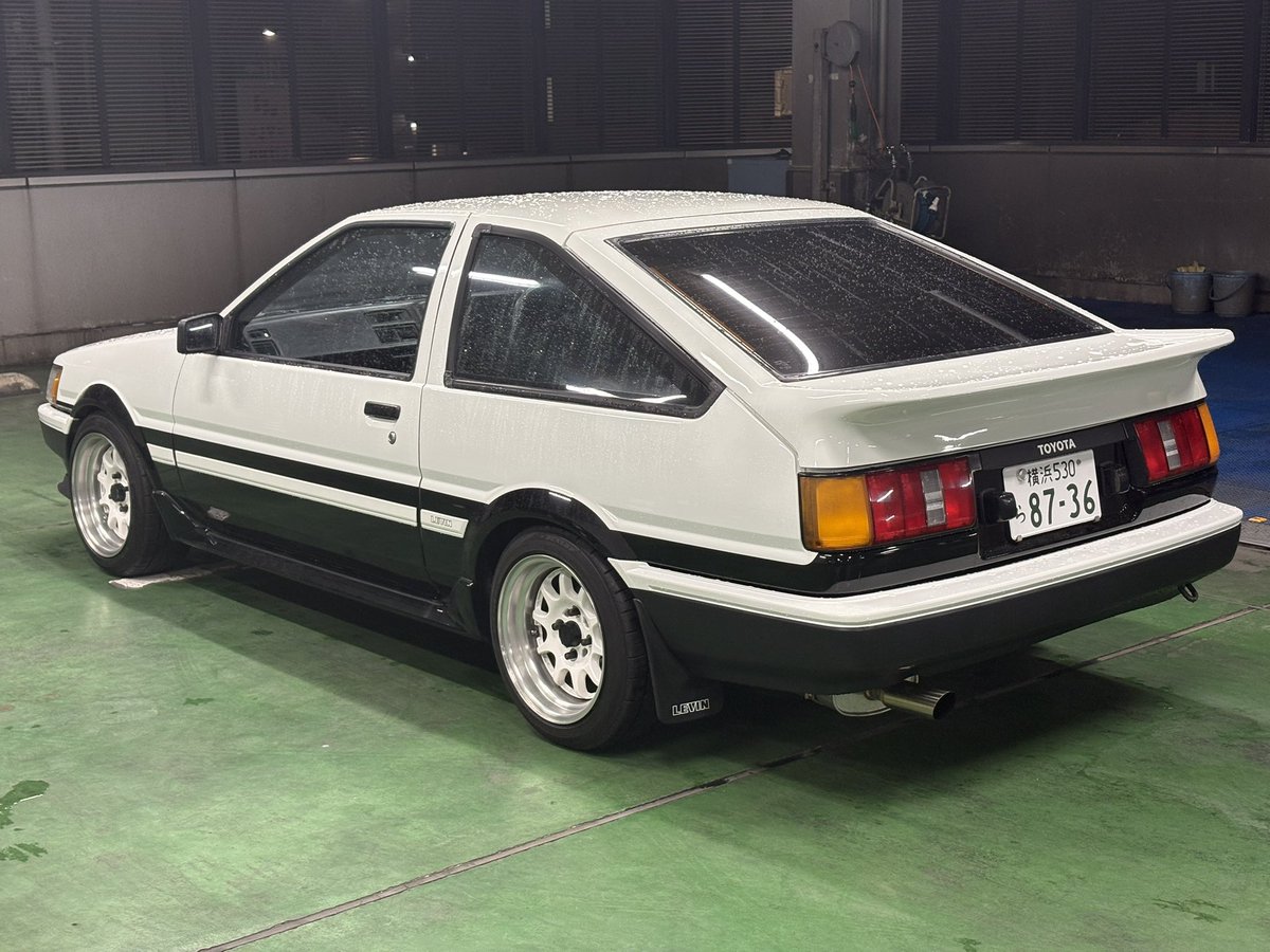 ceisa_hbynr86's tweet photo. レビン増車しました！

トレノとレビン二台持ちきついですが維持できなくなるまでは乗ります https://t.co/Y2oYcdWYWP