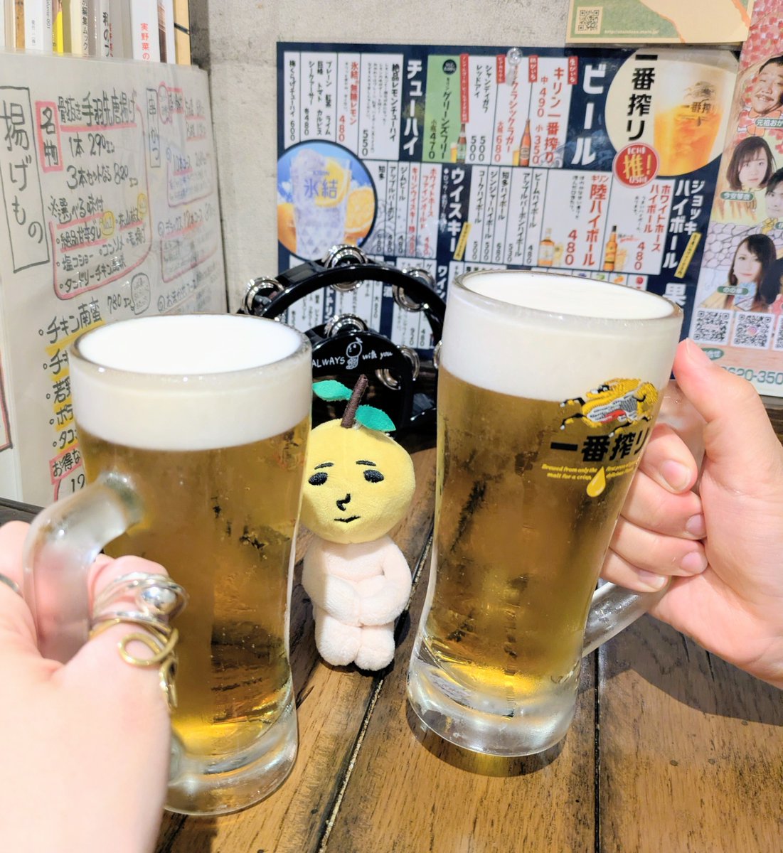 4432723's tweet photo. 「みんなの笑顔や涙を全身で味わったとき「あぁ、頑張ってよかった」って俺たちも幸せを感じてます」

悠仁がくれるとびきりの優しさを、これからも丁寧に、大切に受け取りたい

岩沢くんの放つ美しい声と音を、これからもできるだけたくさん心の宝箱に詰め込みたい

ゆずのこと、これからも大好き！！ https://t.co/CKdr1f7hZg