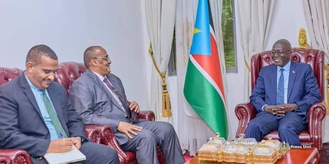 anabaa733's tweet photo. التعاون الاقتصادي بين السودان وجنوب السودان خطوة مهمة ومطلوبة في الزمن الصعب ده، لأنو تقوية التجارة وفتح أبواب الاستثمار بين البلدين ممكن تخلق فرص جديدة للناس وتدعم الاستقرار في المنطقة كلها. 🇸🇩🤝🇸🇸 https://t.co/Uch6fCZfiX