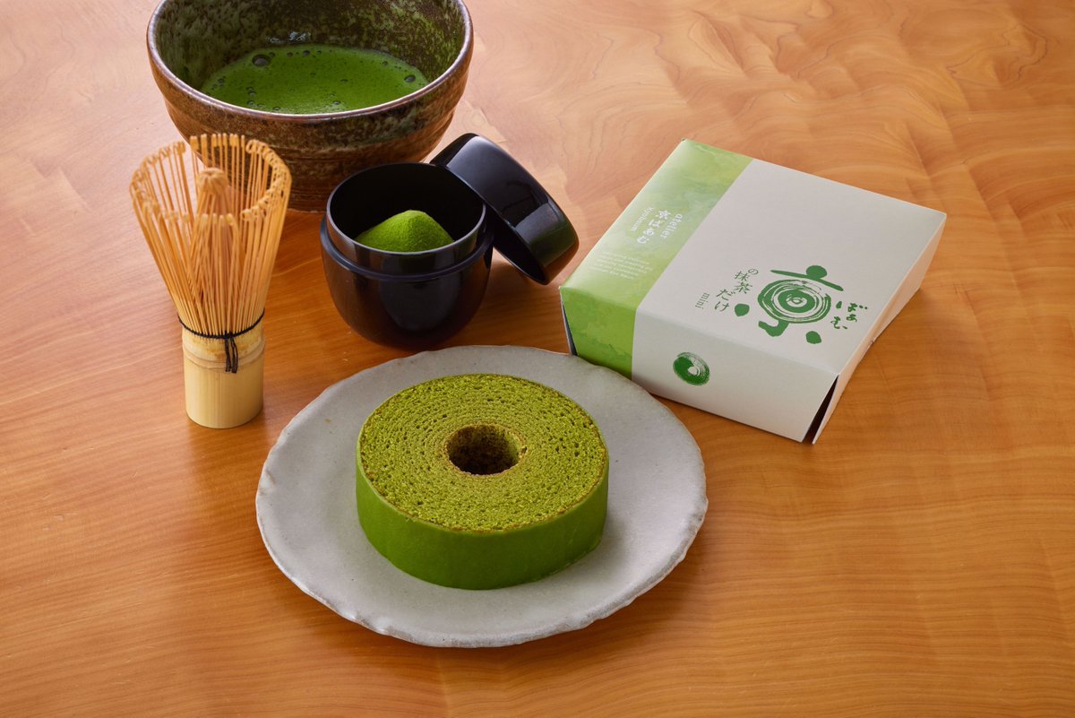 kyo_baum's tweet photo. atelier京ばあむが商業施設に初出店します！

一推しは「京ばあむの抹茶だけmini」🟢
名前の通り、京ばあむの抹茶だけです！

京都駅にお越しの際はぜひ足を運んでいただけると嬉しいです😊
7/1（水）8:30オープンです。
#京ばあむ https://t.co/Ymzl2jwPfC