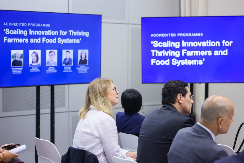 thryve_colab's tweet photo. How do we scale innovation for thriving farmers and food systems?
 
At a dialogue convened by Yara at this year’s Annual Meeting of the New Champions, one theme emerged clearly:
 
Innovation is not the challenge. Scaling it is. https://t.co/sD6Nnz3Tt3