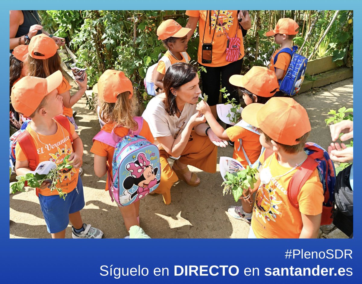 gmpsantander's tweet photo. El PSOE vuelve a presentar una moción basada en el desconocimiento. 
En #Santander ofrecemos un amplio Plan de Conciliación con becas, ludotecas, Veranuco, campus y más de 500.000€ de inversión. La conciliación se demuestra con hechos, no con titulares 🧑‍🧒‍🧒 #PlenoSDR https://t.co/kXOv94wXnx
